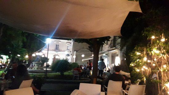 Ladies Bar