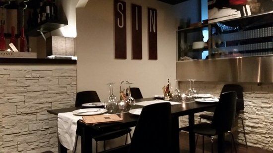 Sin Wine & Food