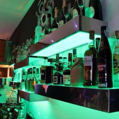 300 Lounge Bar