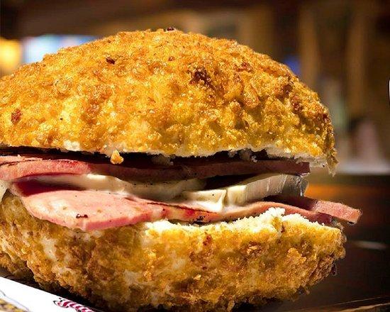 Juicy Lucy Pub