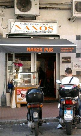 Naxos Pub