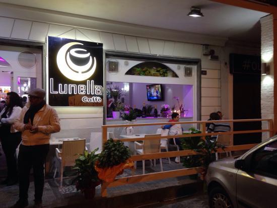 Lunella Caffe
