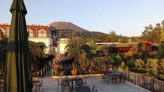 Gianni al Vesuvio