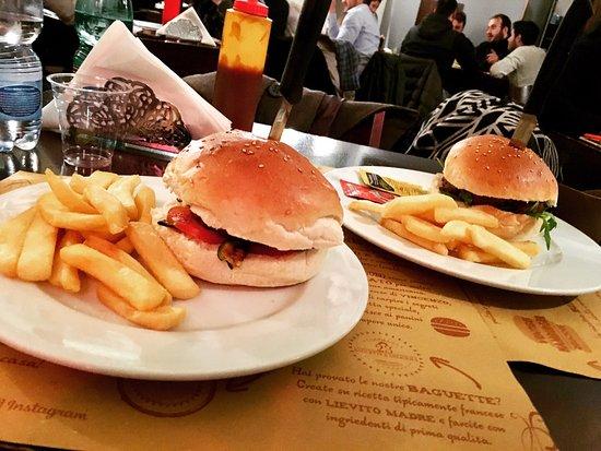 26Hamburger&Delicious