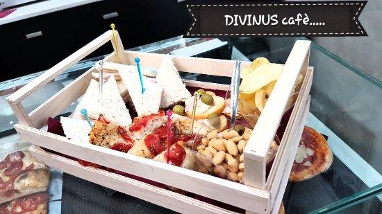 Divinus