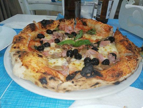 Pizzeria La Nuova Saporita