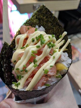Atsu Temaki e Sushi to go
