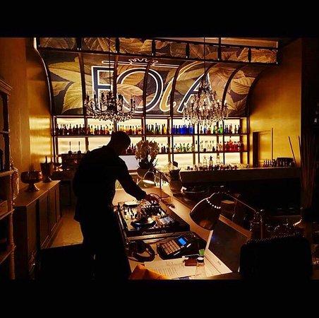 Fola lounge bar