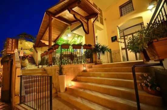 Ristorante Piazzetta Santa Sofia